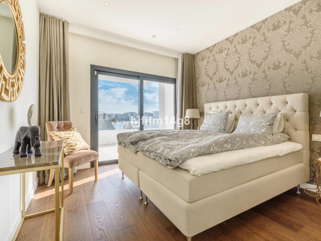 5 Slaapkamer Villa in San Pedro de Alcántara