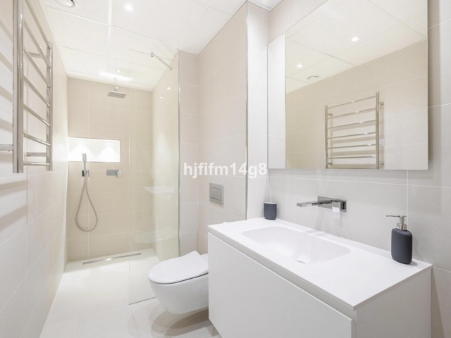 5 Slaapkamer Villa in San Pedro de Alcántara