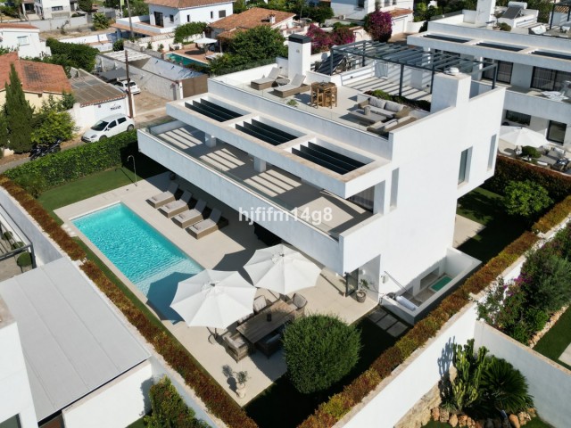 5 Slaapkamer Villa in San Pedro de Alcántara