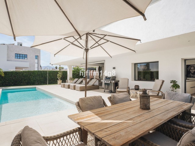 5 Slaapkamer Villa in San Pedro de Alcántara