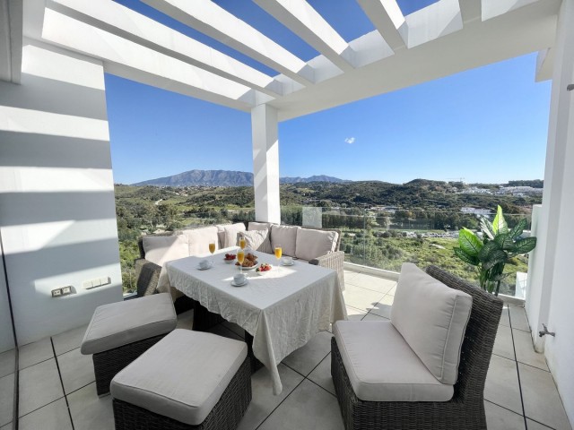 Apartamento con 3 Dormitorios  en La Cala de Mijas