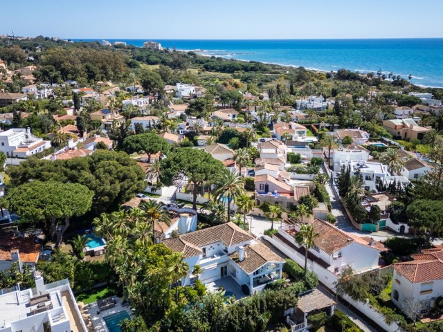 3 Bedrooms Villa in Marbesa