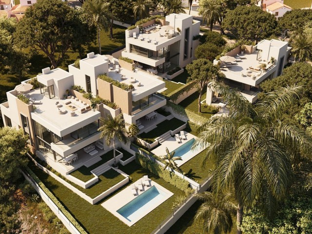 Villa con 4 Dormitorios  en Elviria