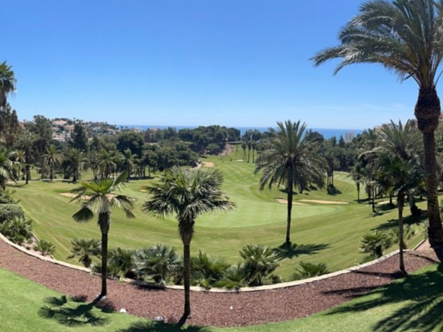 2 Soveroms Leilighet i Torrequebrada