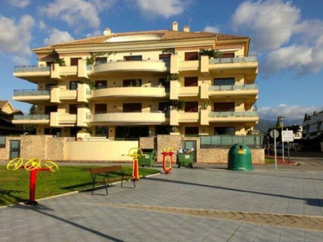 Apartment, San Pedro de Alcántara, R4135564