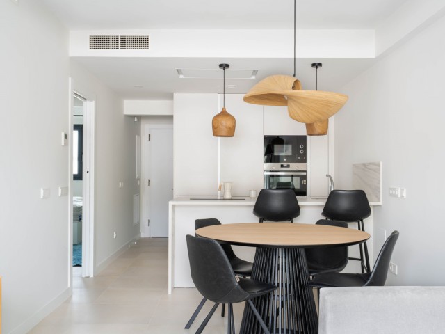 Penthouse avec 2 Chambres  à La Carihuela