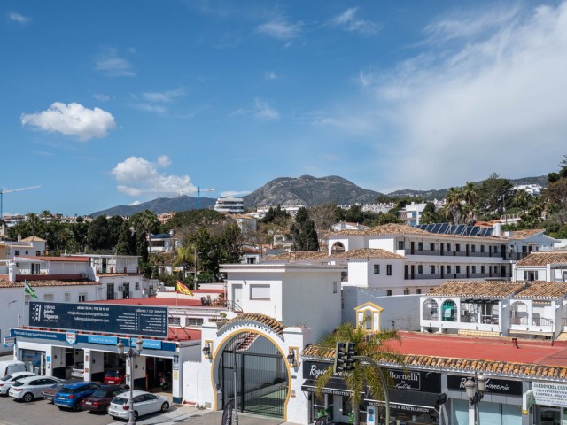 Penthouse avec 2 Chambres  à La Carihuela