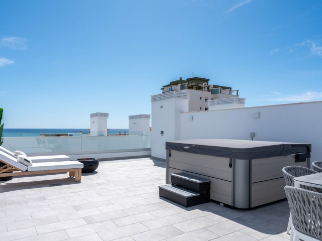 Penthouse avec 2 Chambres  à La Carihuela