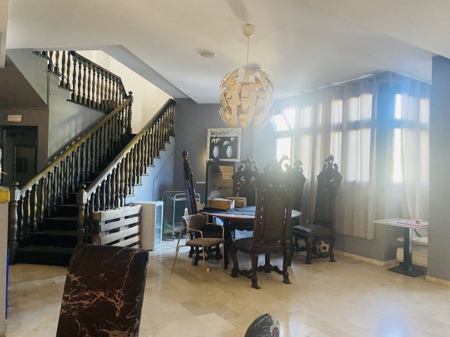 Kommerziell in Torrenueva