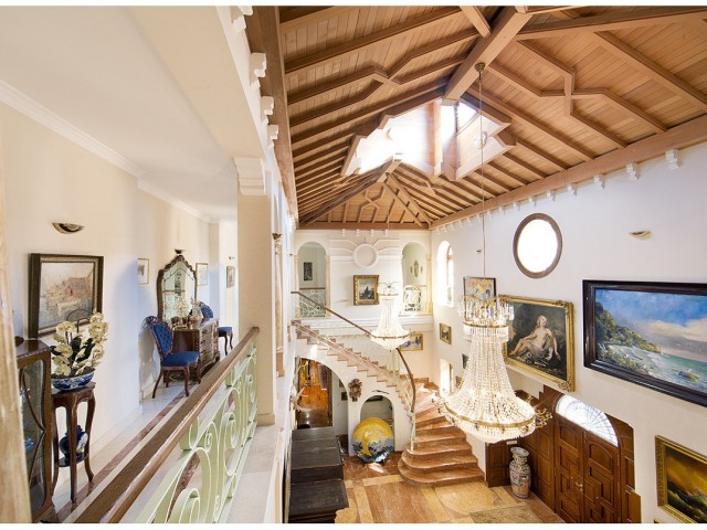 Villa, Nueva Andalucia, R4443529