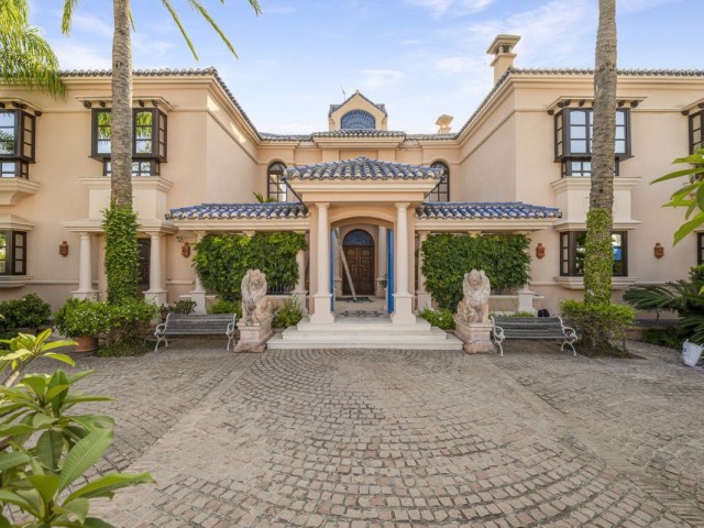 6 Slaapkamer Villa in Nueva Andalucía