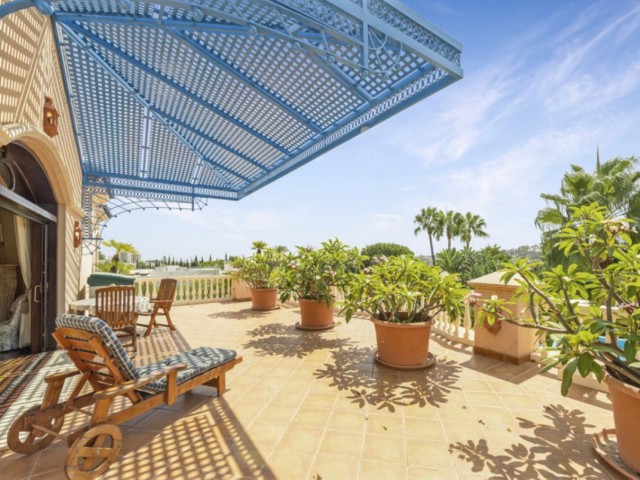 6 Slaapkamer Villa in Nueva Andalucía