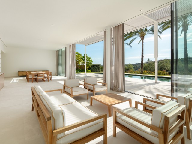 Villa avec 4 Chambres  à Casares