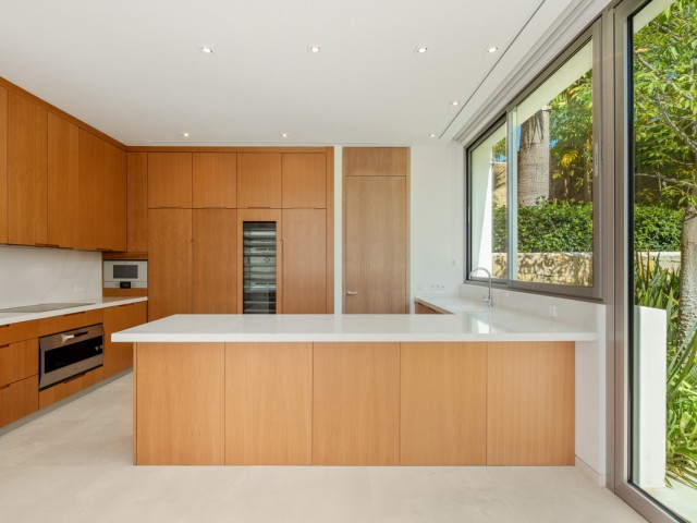 Villa avec 4 Chambres  à Casares