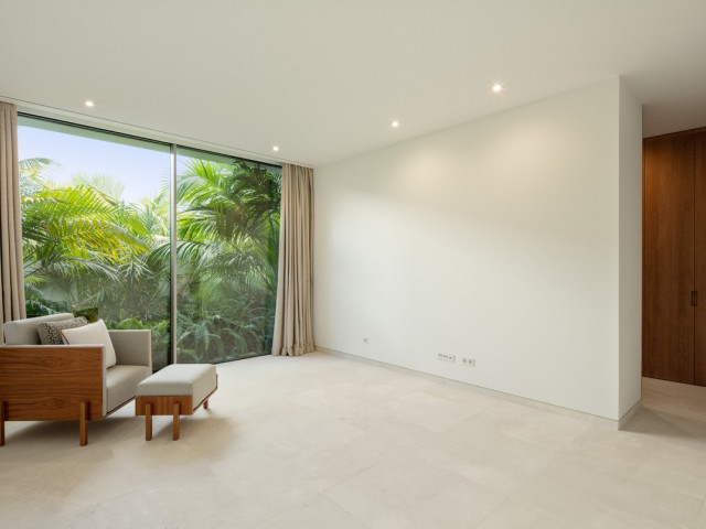 Villa avec 4 Chambres  à Casares