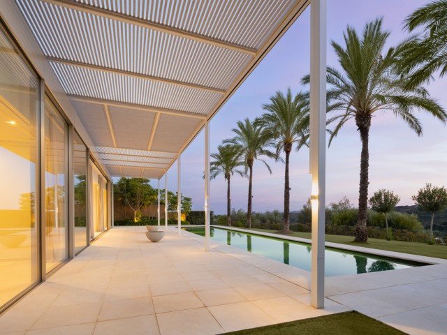 Villa avec 4 Chambres  à Casares