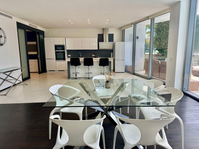 5 Bedrooms Townhouse in The Golden Mile