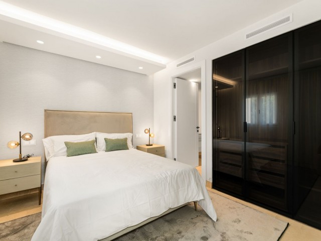 4 Slaapkamer Rijtjeshuis in New Golden Mile