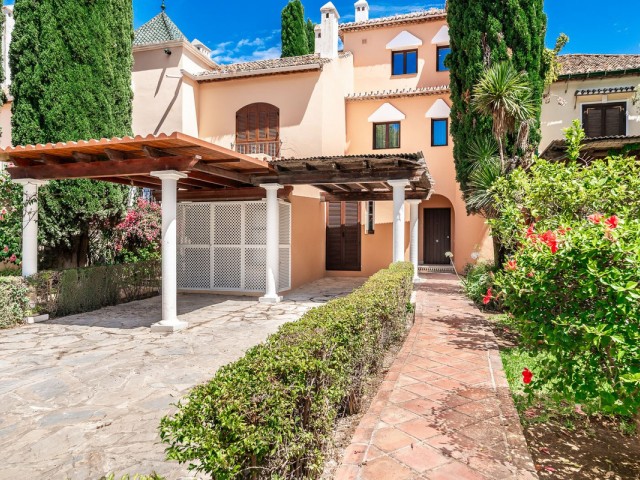 4 Sovrums Radhus i New Golden Mile