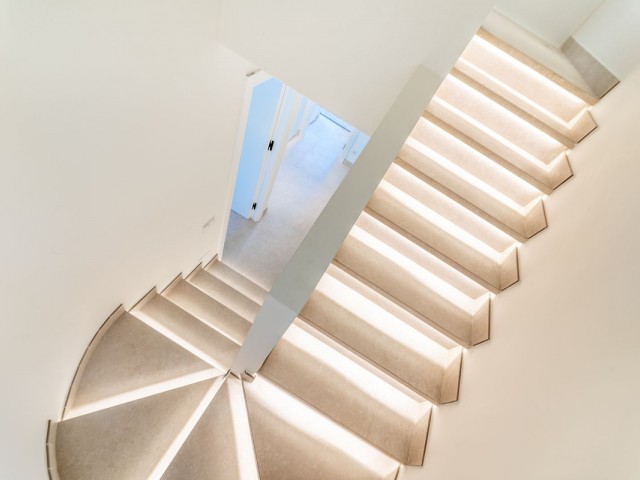 4 Sovrums Radhus i New Golden Mile