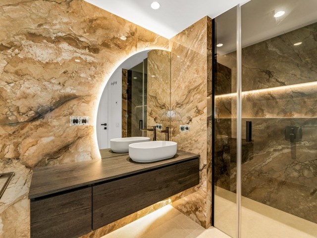 4 Sovrums Radhus i New Golden Mile