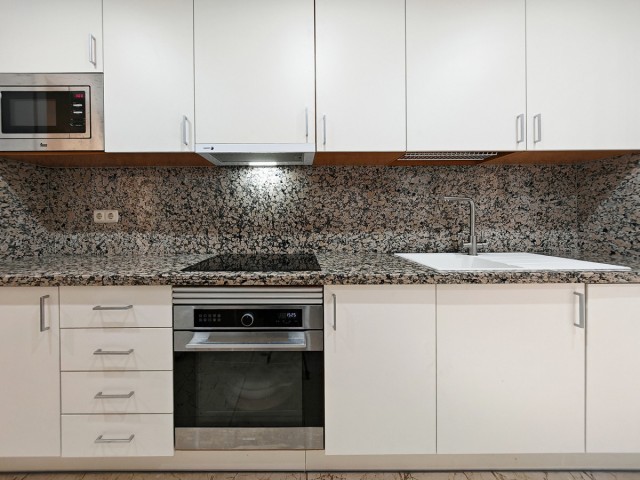 2 Bedrooms Apartment in Estepona