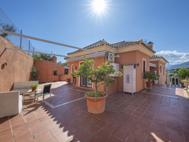 Villa avec 4 Chambres  à San Pedro de Alcántara