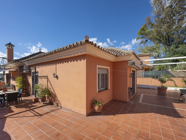 Villa avec 4 Chambres  à San Pedro de Alcántara