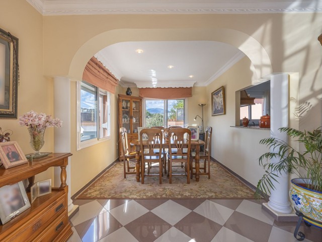 Villa avec 4 Chambres  à San Pedro de Alcántara