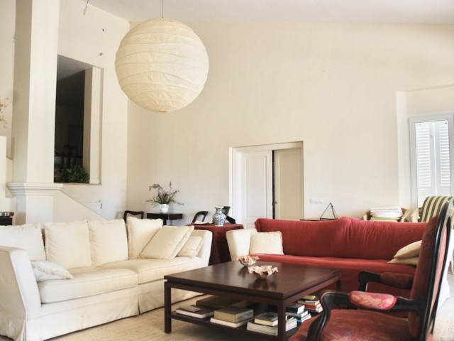 6 Soveroms Villa i Estepona