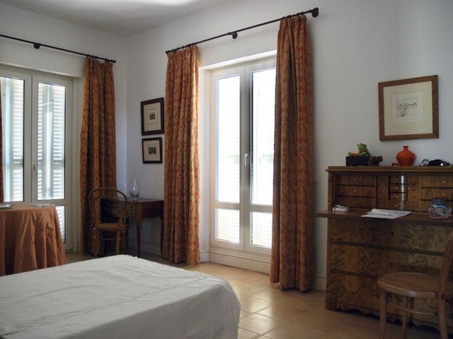 6 Soveroms Villa i Estepona