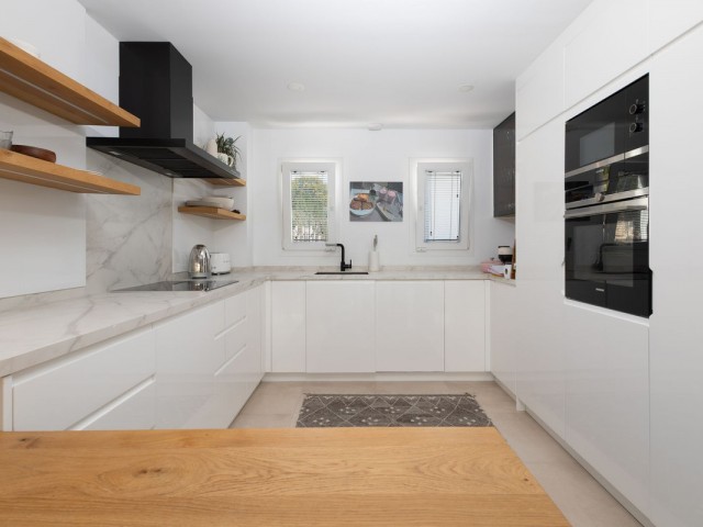 4 Schlafzimmer Reihenhaus in Calahonda