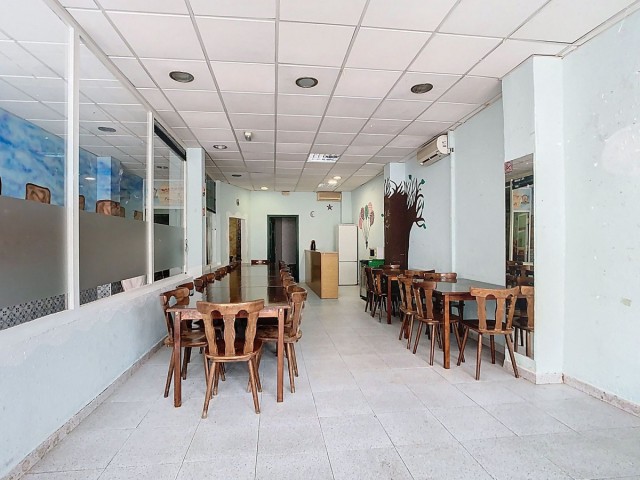 Liikekiinteistö Torremolinos