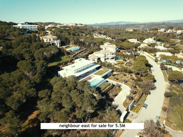 5 Soveroms Villa i Sotogrande