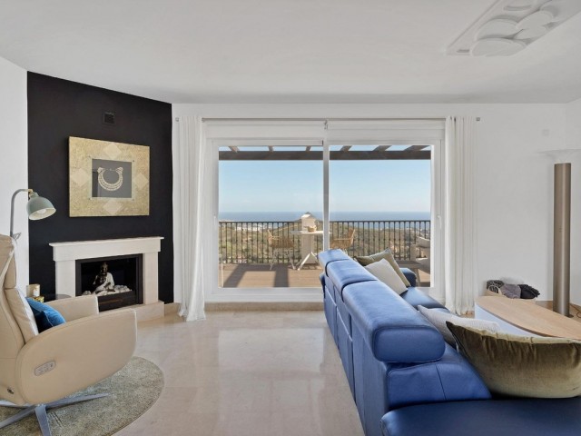 Kattohuoneisto Calahonda