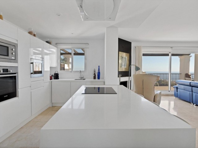 Kattohuoneisto Calahonda