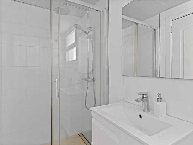 Kattohuoneisto Calahonda