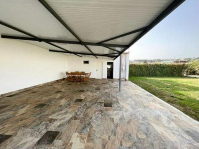 5 Makuuhuoneen Huvila San Roque