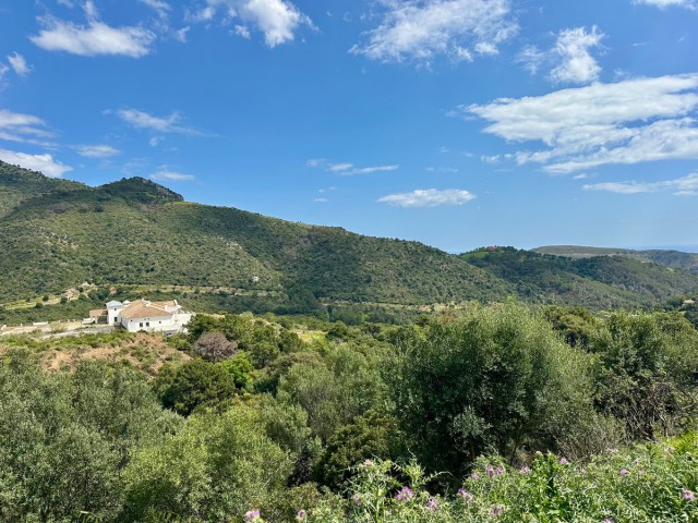  Plot in Benahavís