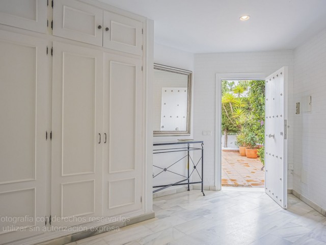 3 Slaapkamer Rijtjeshuis in New Golden Mile