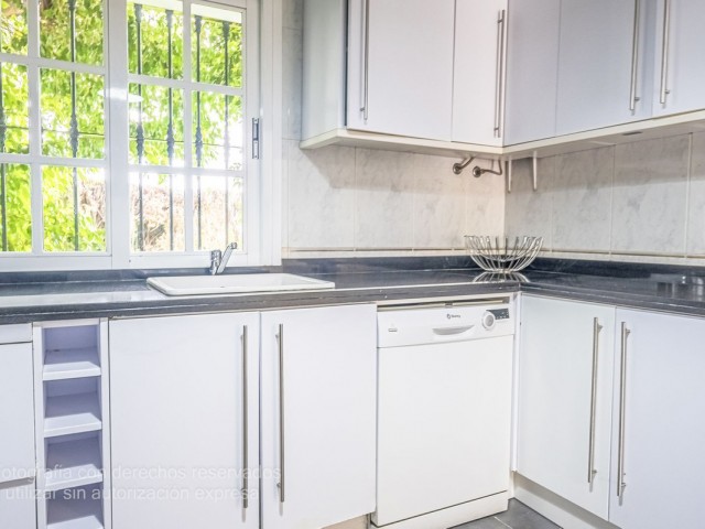 3 Slaapkamer Rijtjeshuis in New Golden Mile