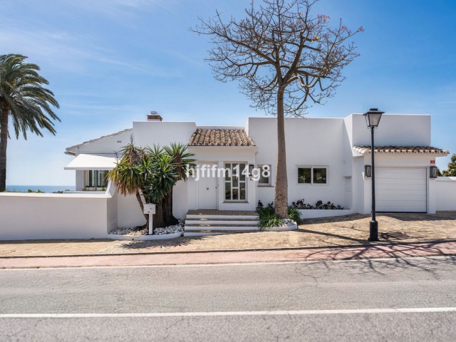 Villa, Nueva Andalucia, R5008684