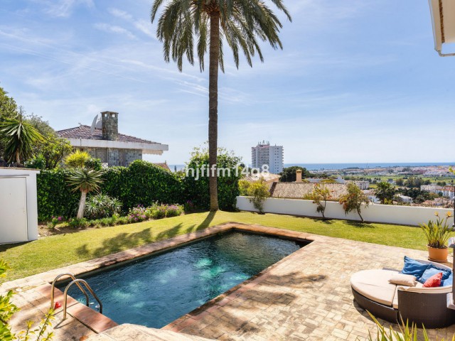 4 Slaapkamer Villa in Nueva Andalucía