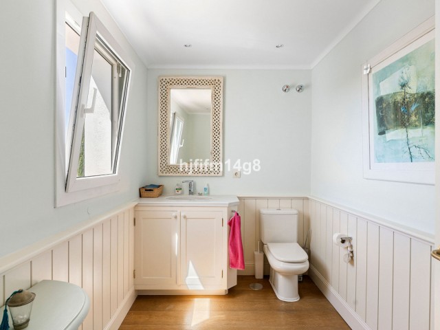 4 Slaapkamer Villa in Nueva Andalucía