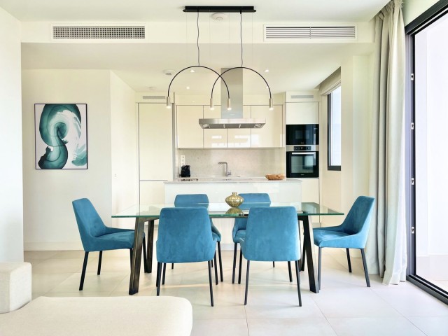 Apartamento con 2 Dormitorios  en Mijas Costa