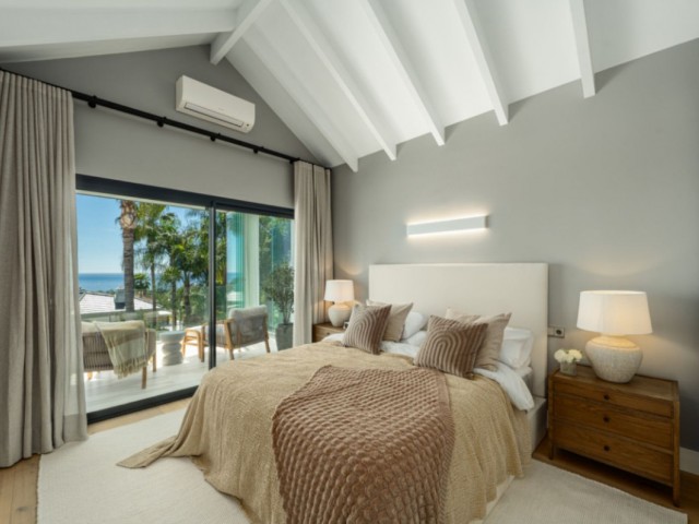 5 Bedrooms Villa in The Golden Mile