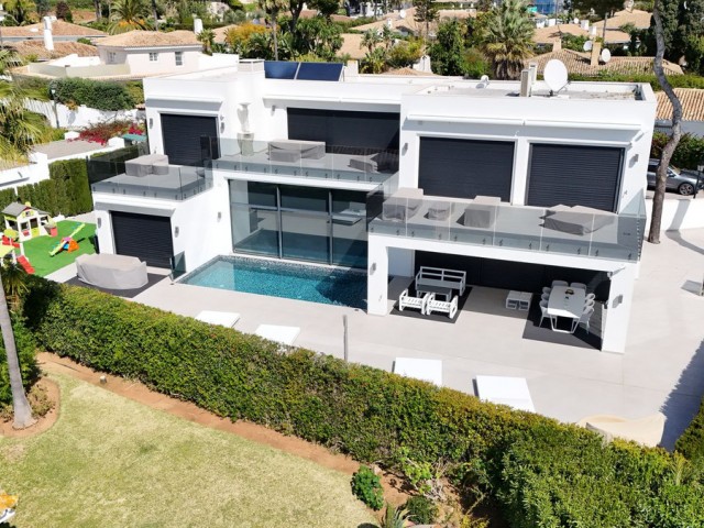 4 Sovrums Villa i Los Monteros