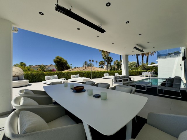 4 Schlafzimmer Villa in Los Monteros