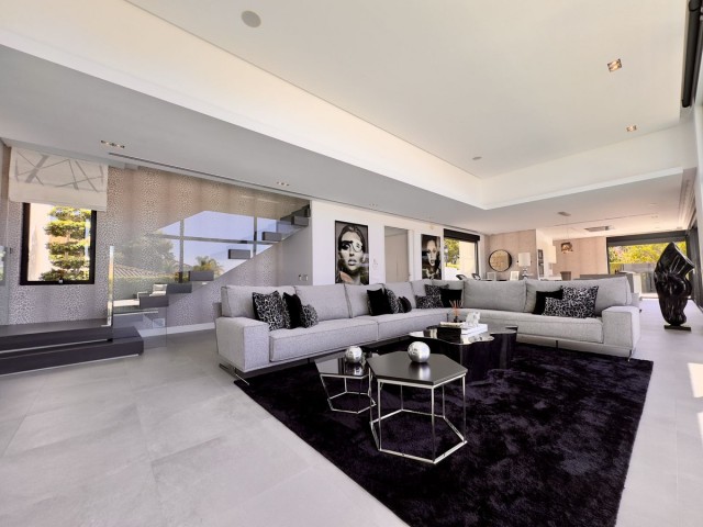 4 Soveroms Villa i Los Monteros