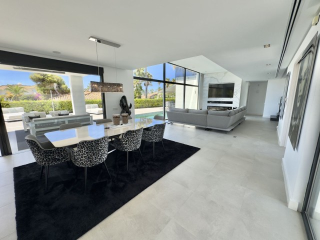 4 Soveroms Villa i Los Monteros